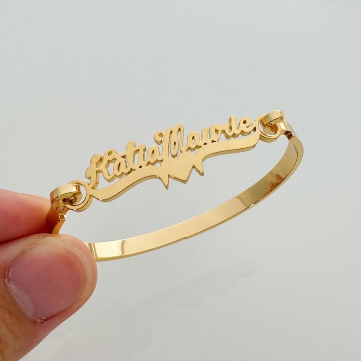 Customize name bangle